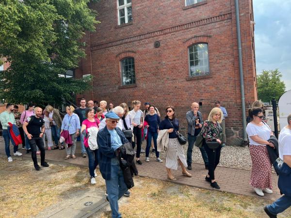 7f073943-5168-4784-8596-8883c5b183bd